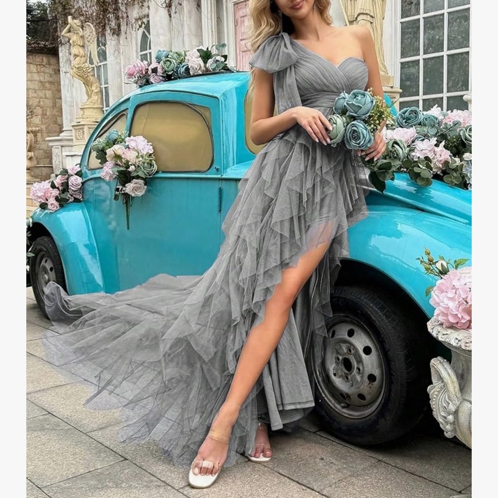 Elegant Gray wedding dress Ruffle Dress